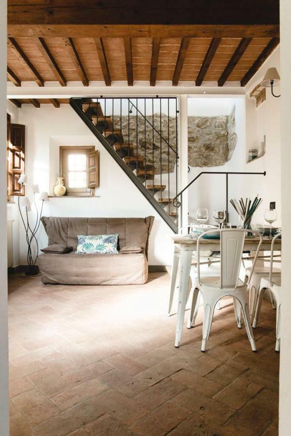 Il Fienile Di Tigliano Vila Vinci Exterior foto