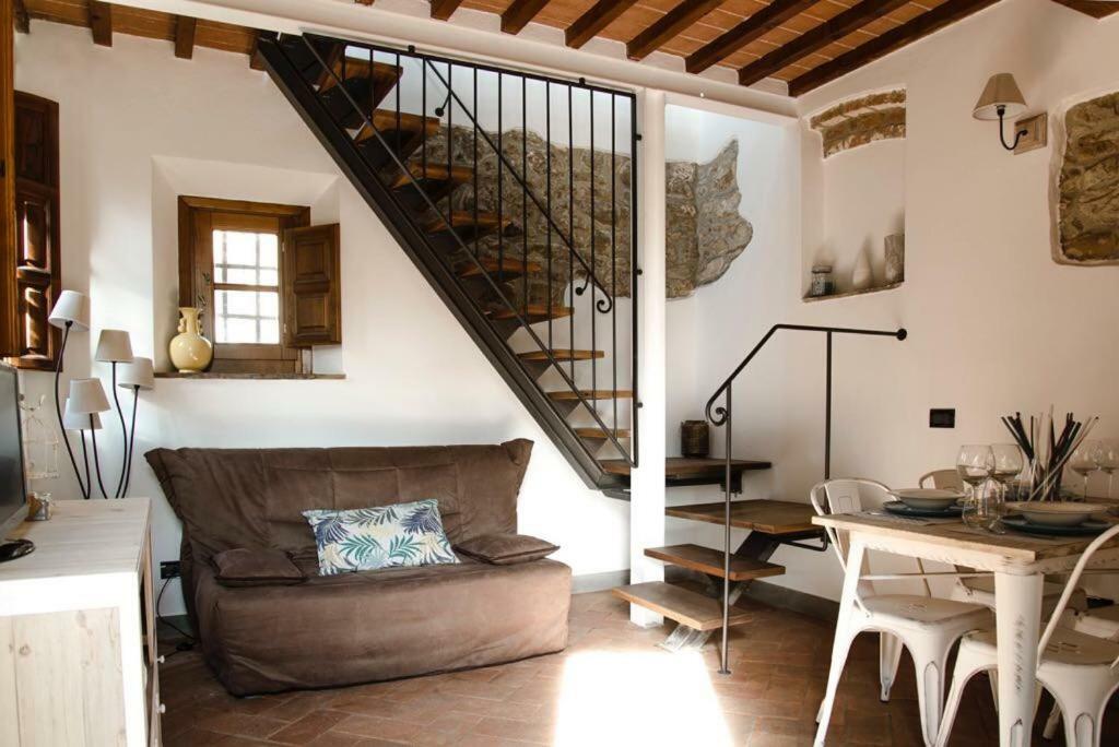 Il Fienile Di Tigliano Vila Vinci Exterior foto
